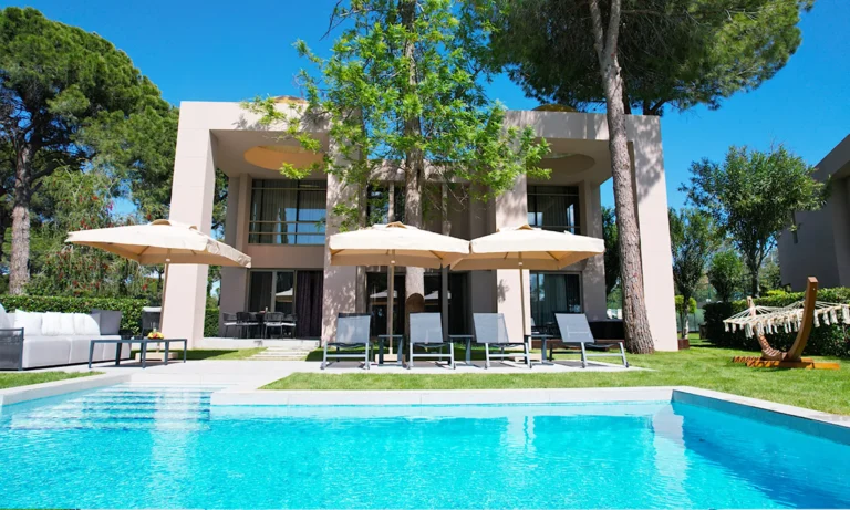 Gloria Serenity Resort Queen and King Villas