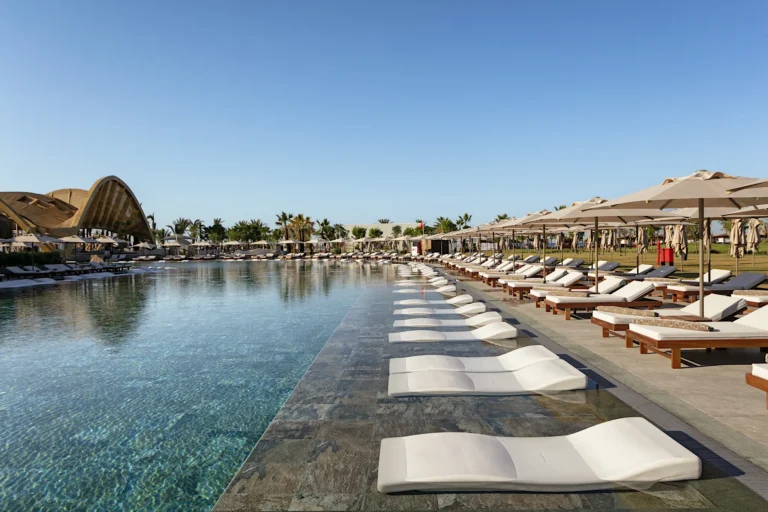 Cullinan Belek - बीच पूल