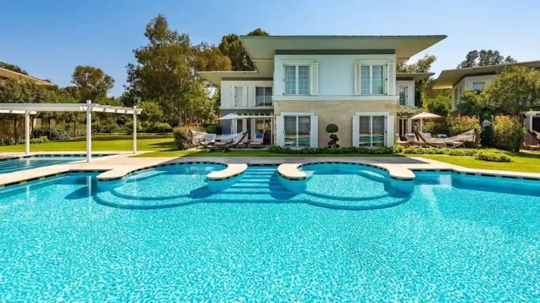 Cornelia Diamond Azure Villa 2 Bedrooms