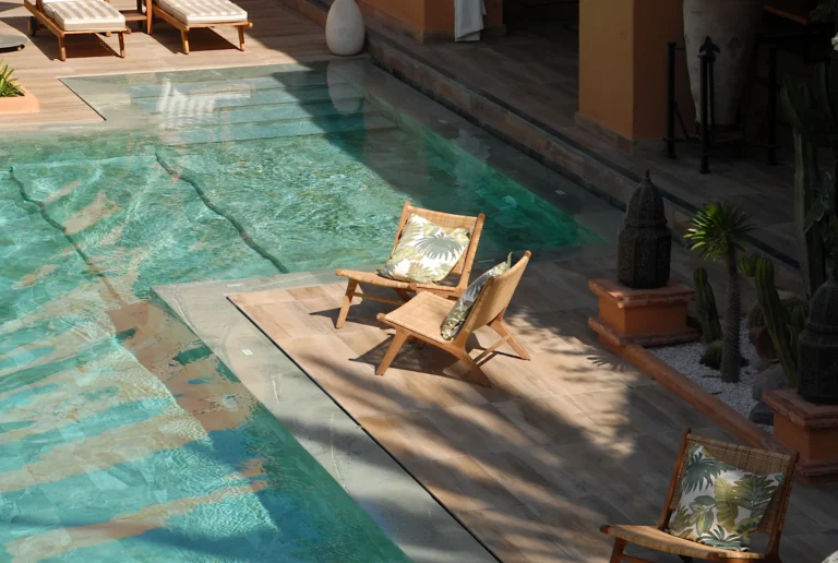 Poolside Bar