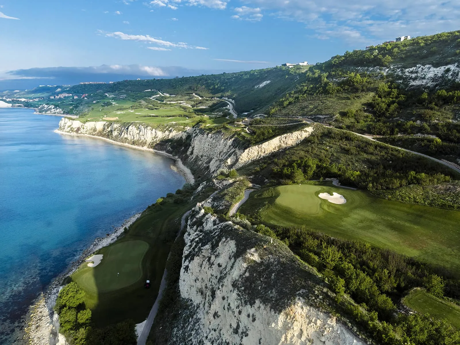 Thracian Cliffs golfbane
