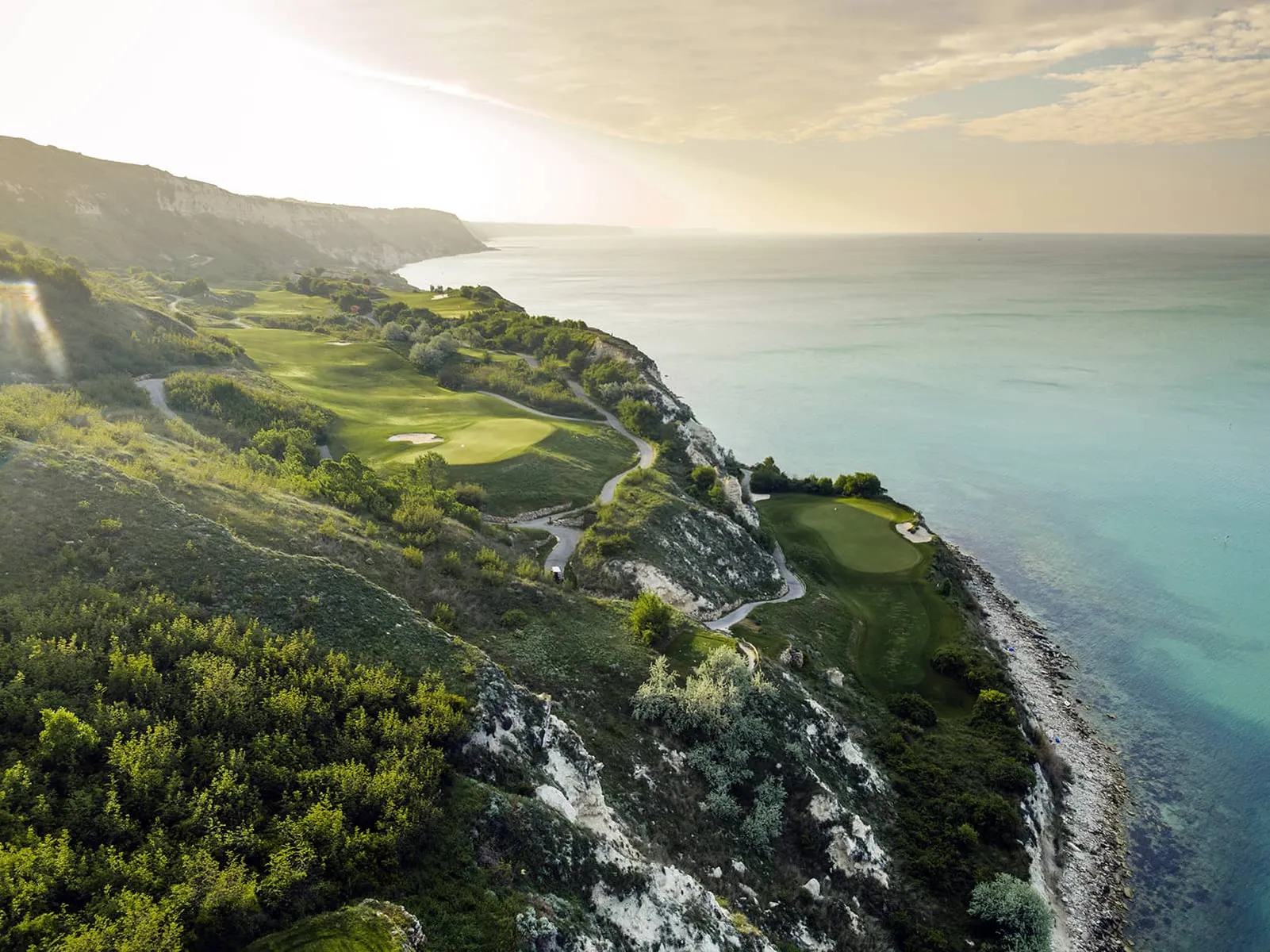 Thracian Cliffs golfbane