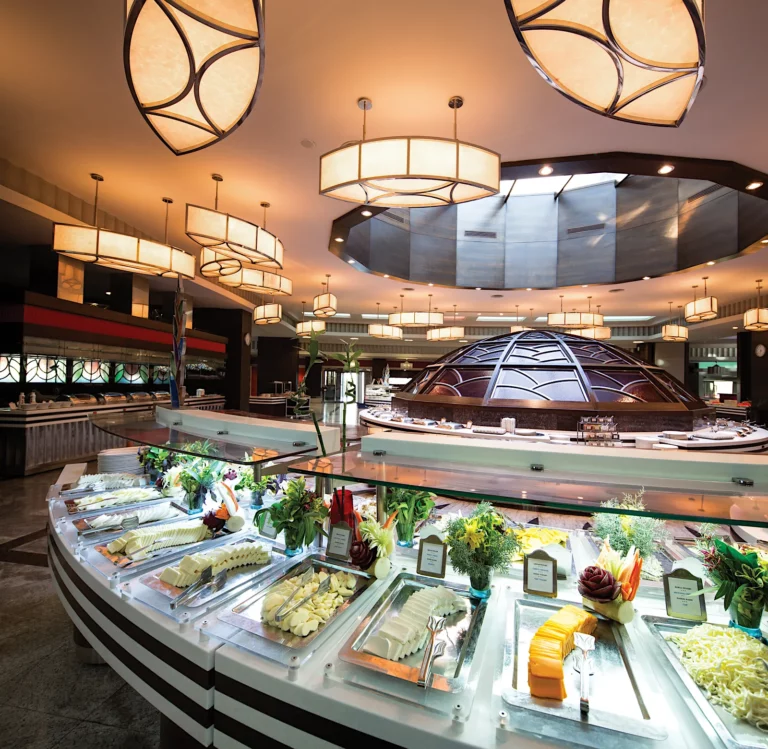 Cornelia Diamond Main Restaurant Buffet