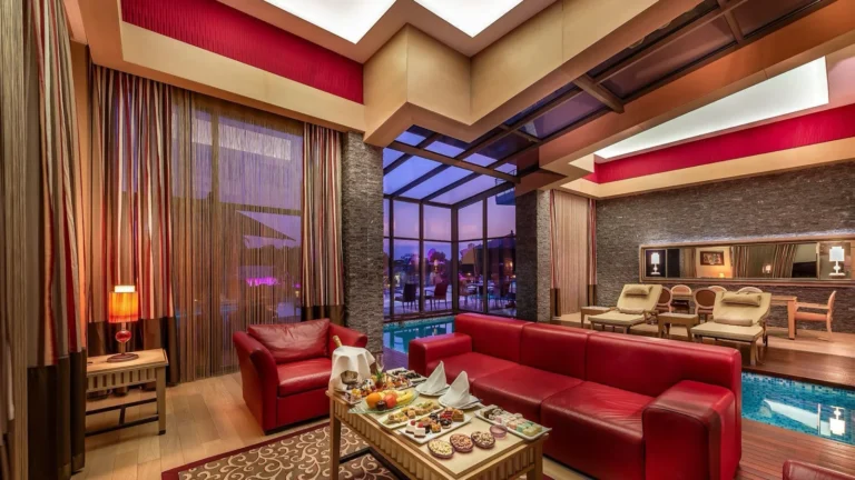 Cornelia Diamond Diamond Suite