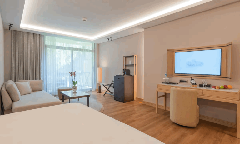 Gloria Golf Resort Junior Suite