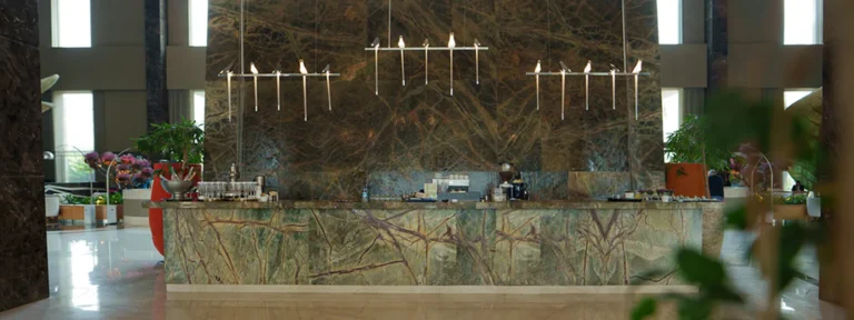 Leaf Lobby Bar