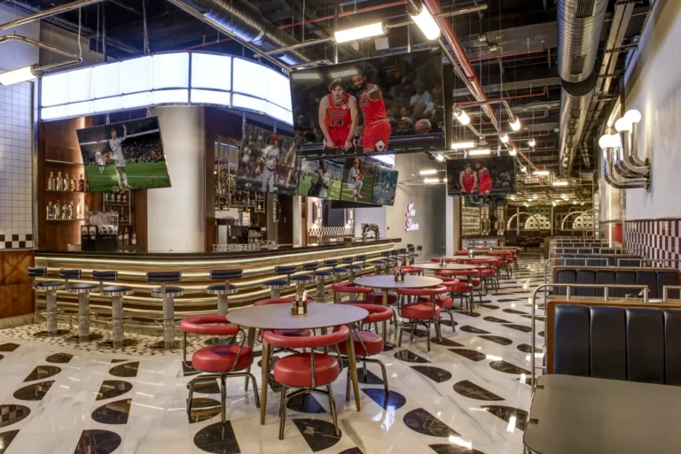 American Diner & Bar