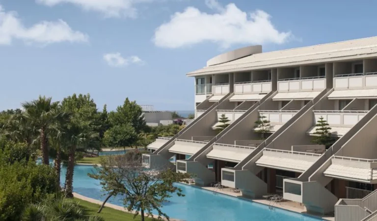 Guest Room Pool Access Sea View
