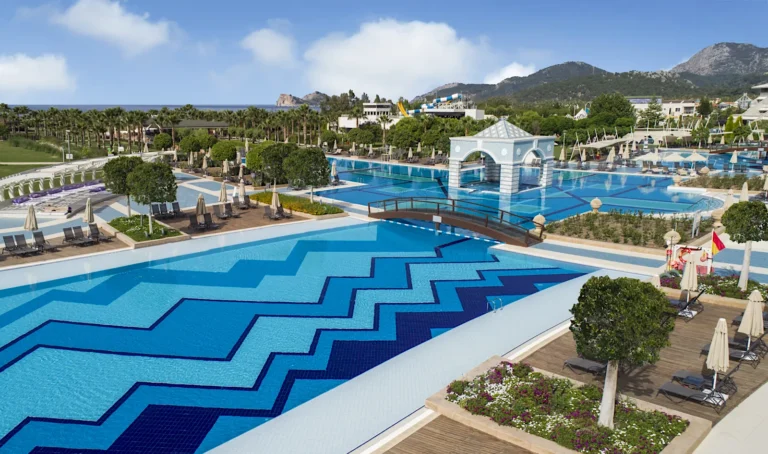 Hilton Dalaman Pools